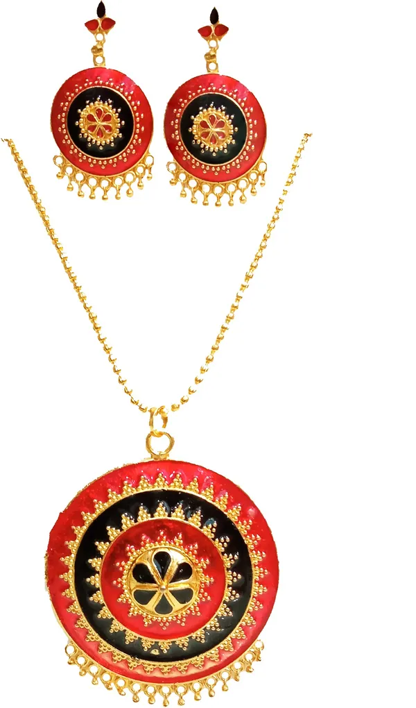 Assamese_Traditional_Gold_Plated_Red_Black_Colour_Japi_Chain_Jewellery_Set_For_Women